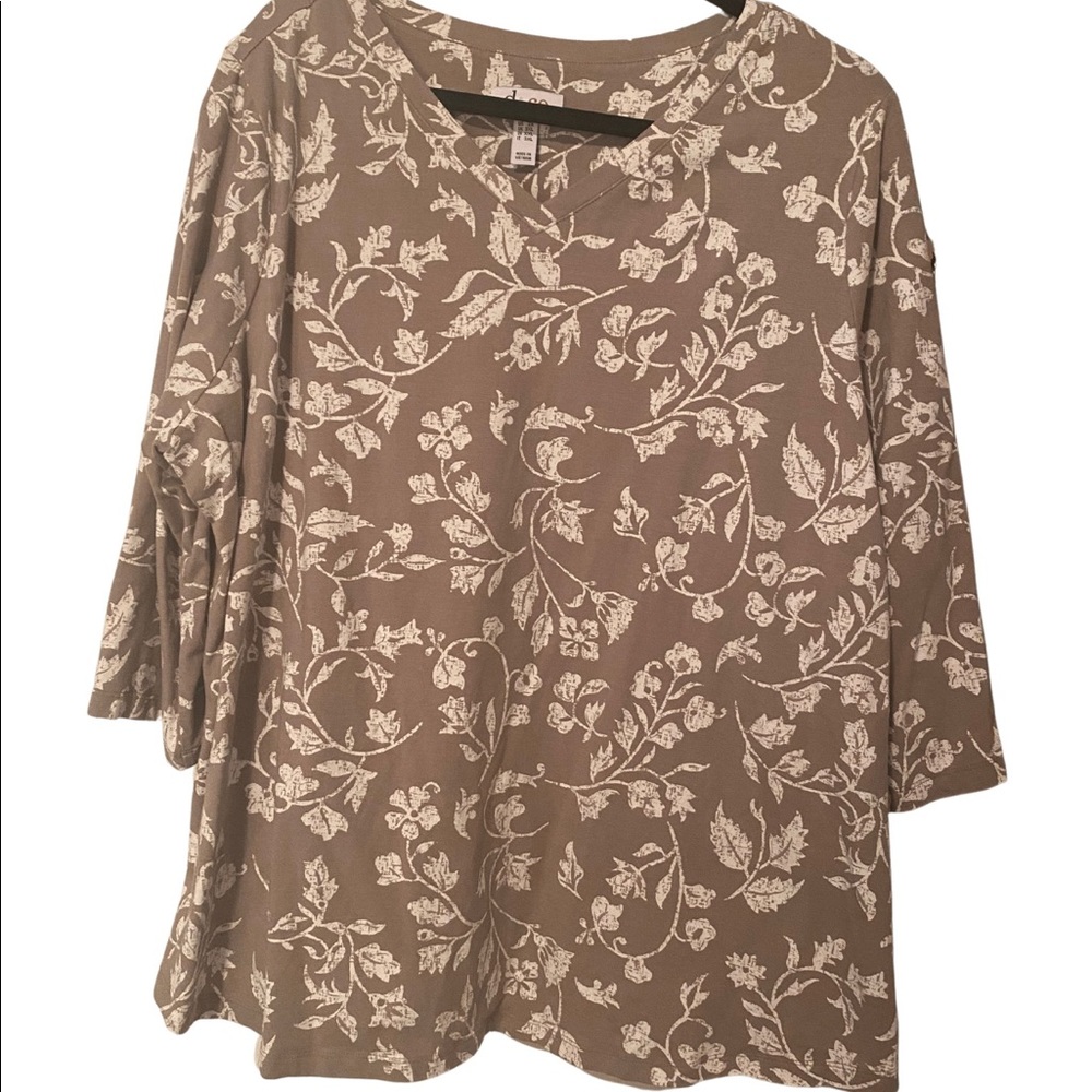 Woman’s top